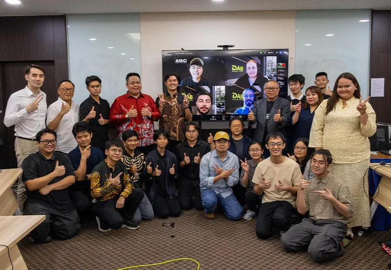 3-jul-2026-azam-sarawak-joel-yi-foundation-train-youths-in-ai-cover.webp
